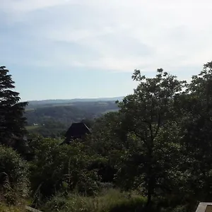 Hébergement de vacances Au Calme Avec Point De Vue Proche Turenne, Cressensac-Sarrazac